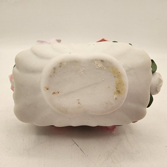 Vintage Porcelain Flower Basket Ornate Accessory Miniature Pastel Italian Style - Picture 4 of 7